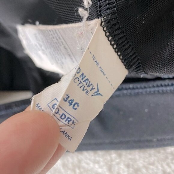5/$25 Old Navy Active Black Front Zip Closure Sports Bra 34C - Picture 7 of 15